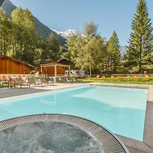 https://le-refuge-des-aiglons.hotels-rhonealpes.com